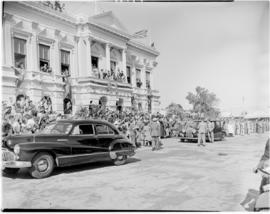 Uitenhage, 27 February 1947. Crowds in front of the town hall.