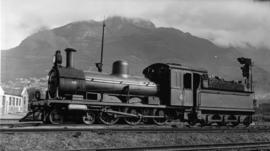 Cape Town, 1954. SAR Class 6B No 464. Although many Class 6 engines were rebuilt with Belpaire bo...