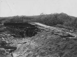 16 October 1906. NGR South Coast branch. Flood damage at Alexandra bridge.