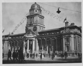 Johannesburg, circa 1919. Decorated City Hall during celebrations of the end of the First World War.