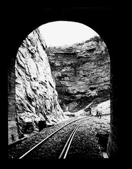 Durban. Cato Ridge tunnel.