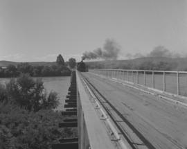 Kakamas, 1960. Train crossing bridge over the Orange River.