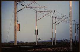 Sishen, 1984. Sishen - Saldanha line, 50 kV AC overhead line equipment, overlap span with weight ...