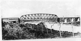 Humansdorp district, circa 1911. Gamtoos River bridge: Construction complete. (Album of Gamtoos R...